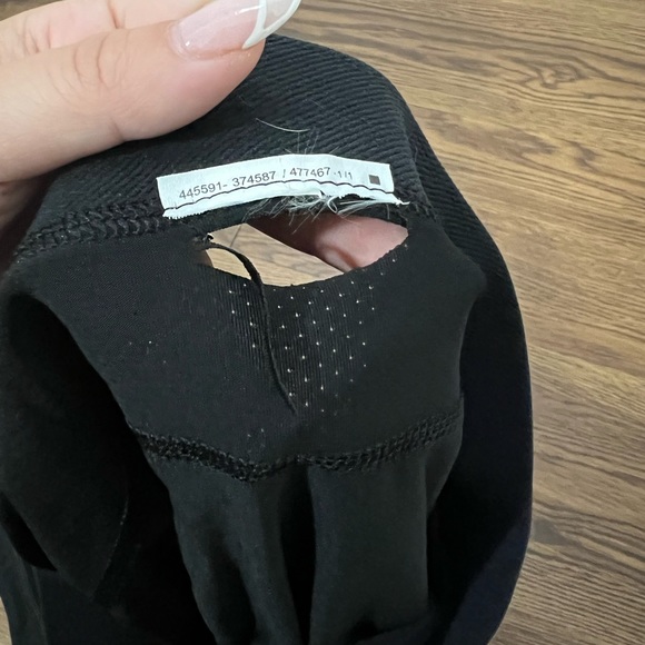 FLAWED Nike Black Pro Training Tights Size Medium - Picture 3 of 4